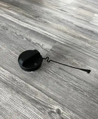 Toyota RAV 4 (XA50) Fuel tank filler cap 