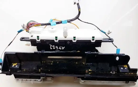 Toyota Prius (XW20) Speedometer (instrument cluster) 8380047311A 83800-47311-A
