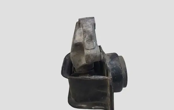 Peugeot 5008 Engine mount bracket 9636583980 9635845880