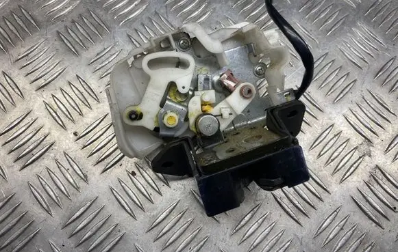 Mazda 6 Tailgate/trunk/boot lock/catch/latch B6701