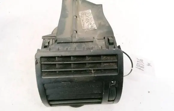 Volkswagen Sharan Dash center air vent grill 7M3819703B