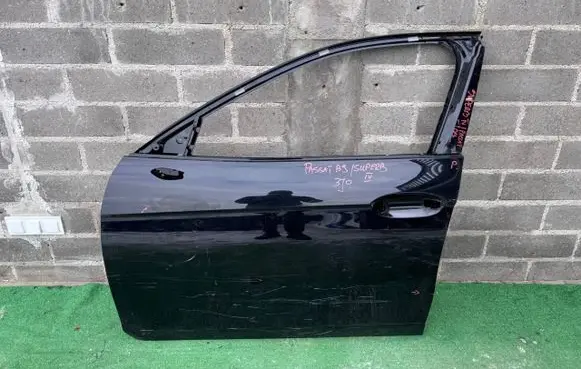 Volkswagen PASSAT B9 Front door 