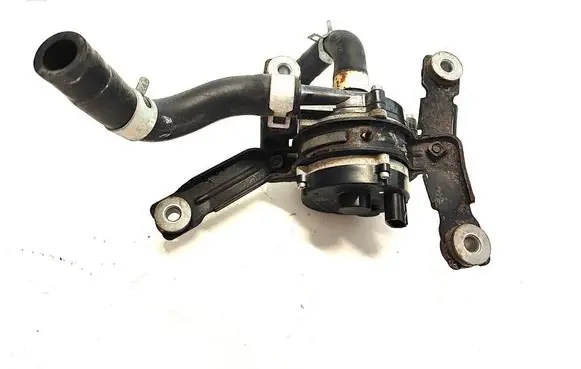KIA Soul Electric auxiliary coolant/water pump 369100E650