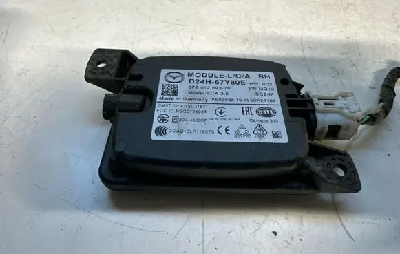 Mazda 6 Blind spot module D24H67Y80E