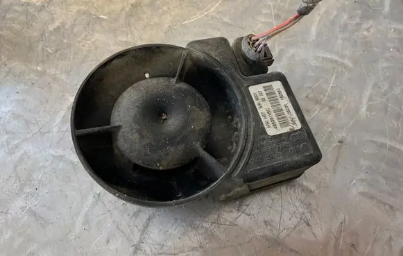 Volkswagen PASSAT B6 Alarm system siren 1K0951605D