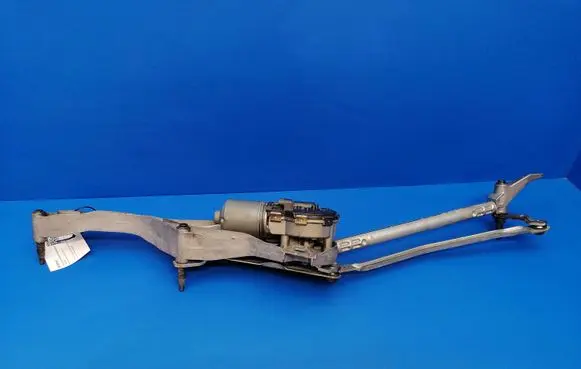 Mercedes-Benz CLS C219 Front wiper linkage and motor A2198200240