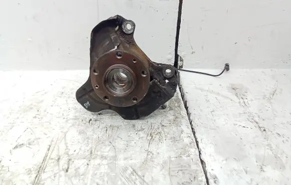 Fiat Ducato Front wheel hub spindle knuckle 01374110080