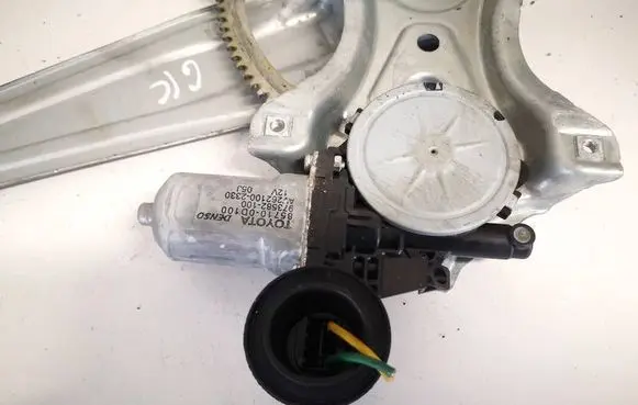 Rear door window regulator motor