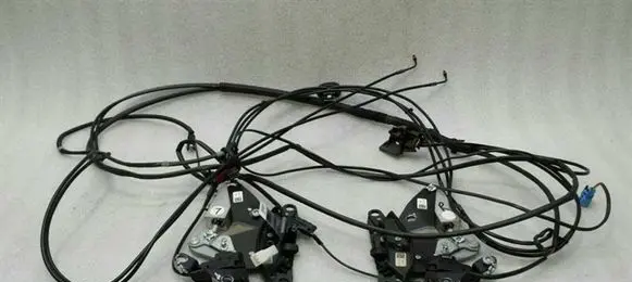 Mercedes-Benz SLK R172 Convertible roof hinge A1728000172