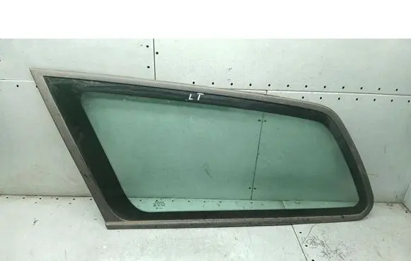 Volvo V50 Rear side window 