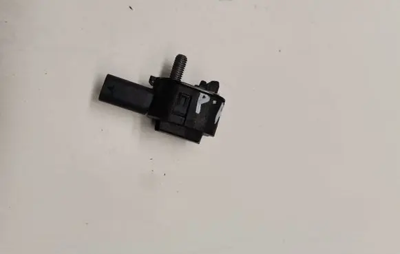 BMW X5 F15 Airbag deployment crash/impact sensor 9224178
