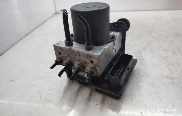 Audi A4 S4 B8 8K ABS Pump 8K0907379CL