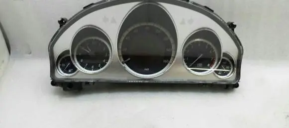 Mercedes-Benz E W212 Speedometer (instrument cluster) A2129005903