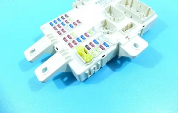KIA Sportage Fuse box set 91950-3W030 IMPRK1351981