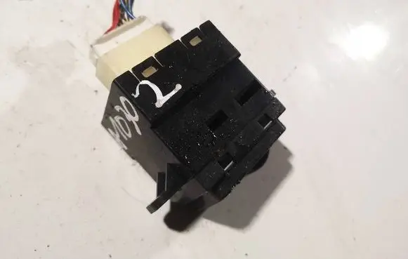 Headlight level height control switch