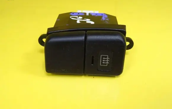 Rover 214 - 216 - 220 Windscreen/window heater switch