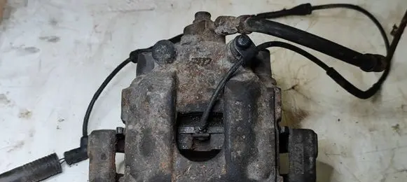 BMW X5 E53 Rear brake caliper
