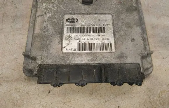 Fiat Panda II Engine control unit/module 51798638 6160140700 66UEV22K