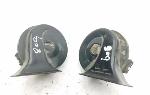 Volkswagen Golf IV Horn signal