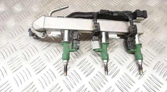Fuel injectors set