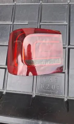 Volkswagen Touran II Rear/tail lights 176405