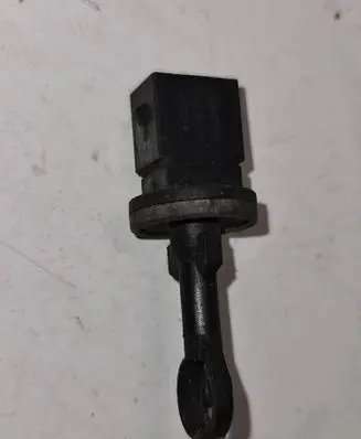 Interior temperature sensor