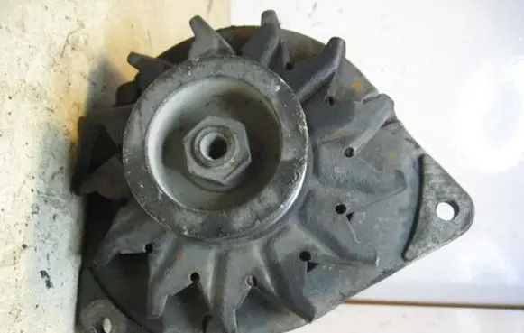 Ford Scorpio Generator/alternator R89BX10300HB