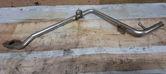 Toyota Avensis T220 Engine coolant pipe/hose