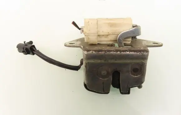 Fiat Croma Tailgate/trunk/boot lock/catch/latch