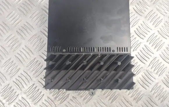 BMW 1 E81 E87 Sound amplifier 6952630 532230805 031828