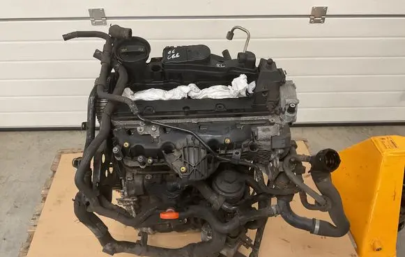 Volkswagen PASSAT CC Engine CBB