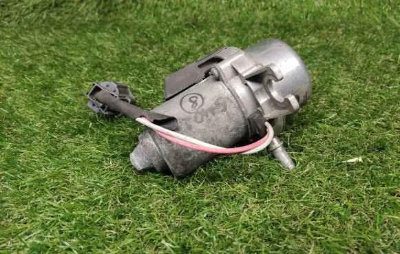 Volvo C30 Vacuum pump 30793023 00898901