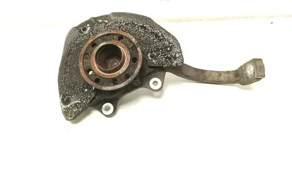 Front wheel hub