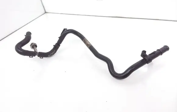 Volkswagen Touareg I Engine coolant pipe/hose 07Z121065E