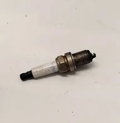 Audi A6 S6 C6 4F Spark plug