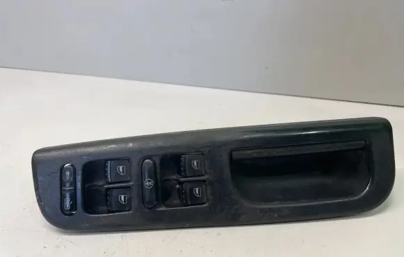 Volkswagen PASSAT B5.5 Electric window control switch 1J4959857B