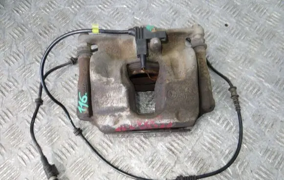 Front brake caliper
