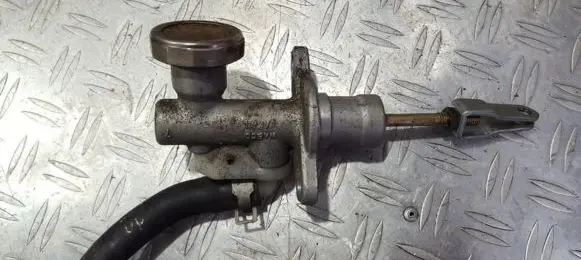 Nissan Almera N16 Clutch master cylinder