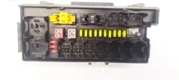 Jeep Grand Cherokee (WK) Fuse box set 04692071AA