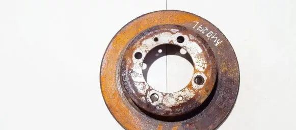 Volvo S40, V40 Rear brake disc neventiliuojamas