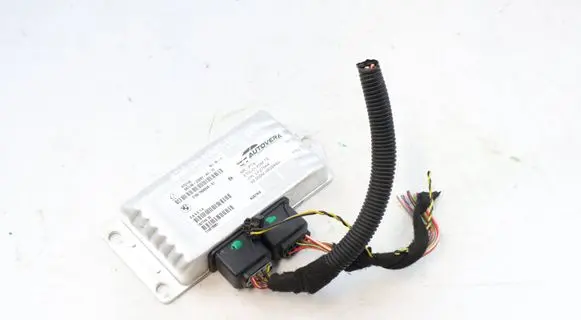BMW X5 E70 Transfer box differential control unit 7606629 27607606629 13774410