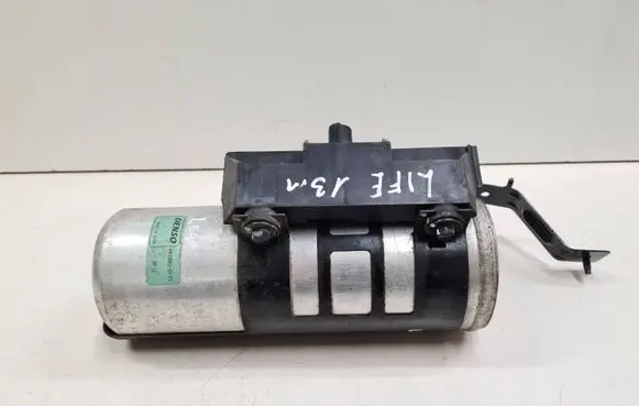 Nissan Leaf I (ZE0) Air conditioning (A/C) air dryer 4479000171 9P12