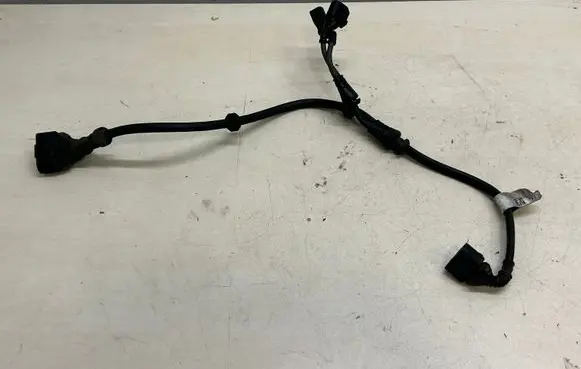 Volkswagen Touareg II Rear ABS sensor wiring 7P0971279B