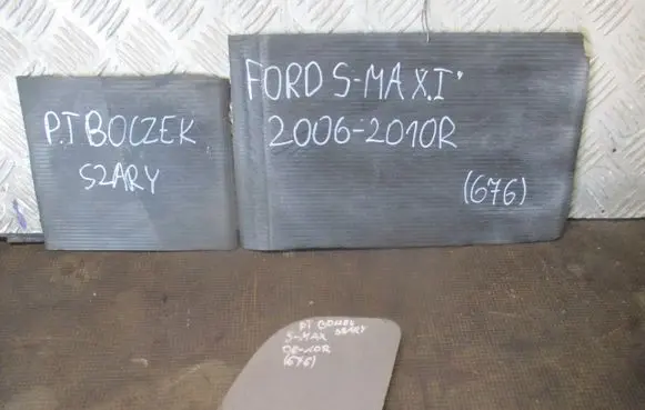 Ford S-MAX Tailgate trim 