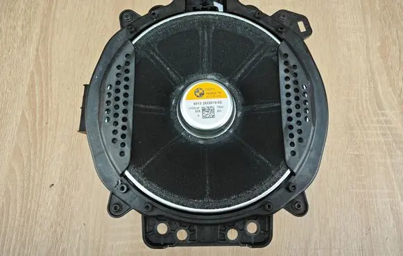 BMW X6 G06 Subwoofer speaker 2622516