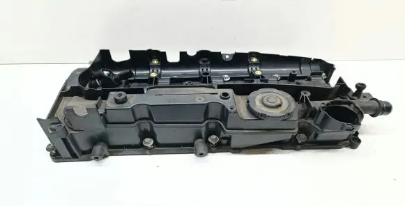 BMW X1 E84 Rocker cam cover 8570829 11128570829 15265812
