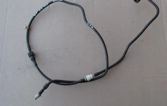 Nissan Pathfinder R51 Breather hose/pipe 