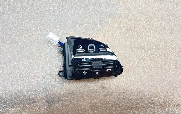 Mercedes-Benz C W205 Multifunctional control switch/knob A0999052704 9J32 19338C2108