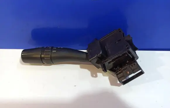 Hyundai Terracan Indicator stalk GKFL3283AA