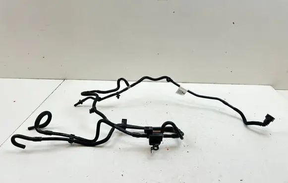 Land Rover Evoque II Vacuum line/pipe/hose K4D39S468DB 70242801